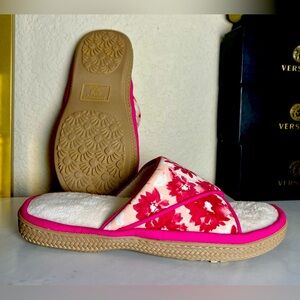 NWT Isotoner Signature Pink Floral Memory Foam Slippers 8.5-9 (L)